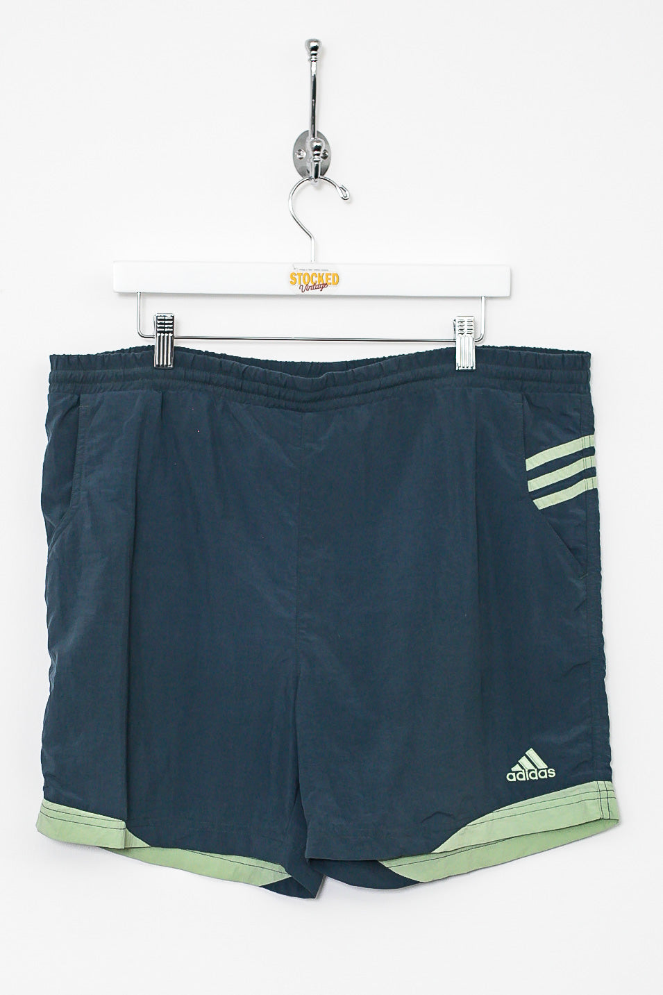 00s ” adidas ” Short Pants L SPAIN NT ⁄ 1999-2000 - ADIDAS - vintage MENS football Shorts ⁄ Pants. Size:  M