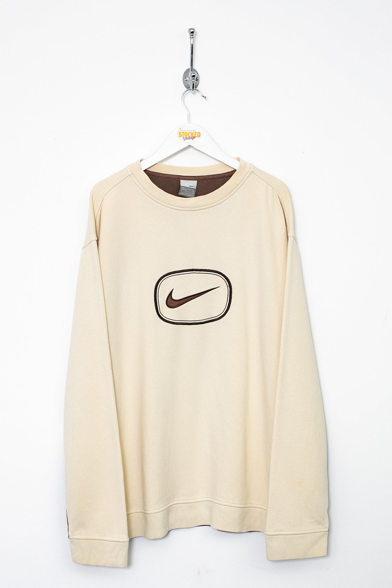 Beige on sale nike crewneck