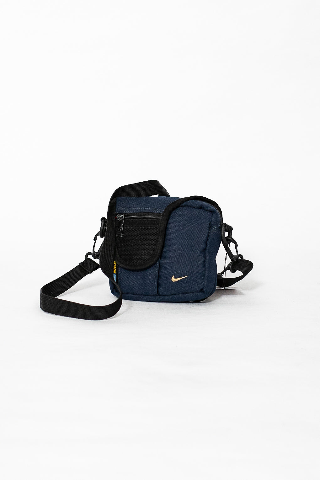 00s Nike Shoulder Bag