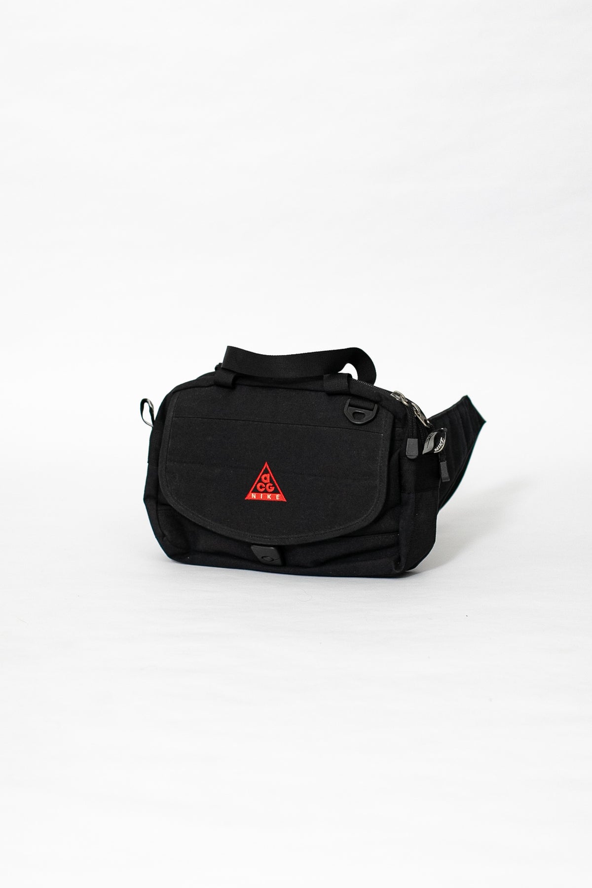 00s Nike ACG Waist Bag