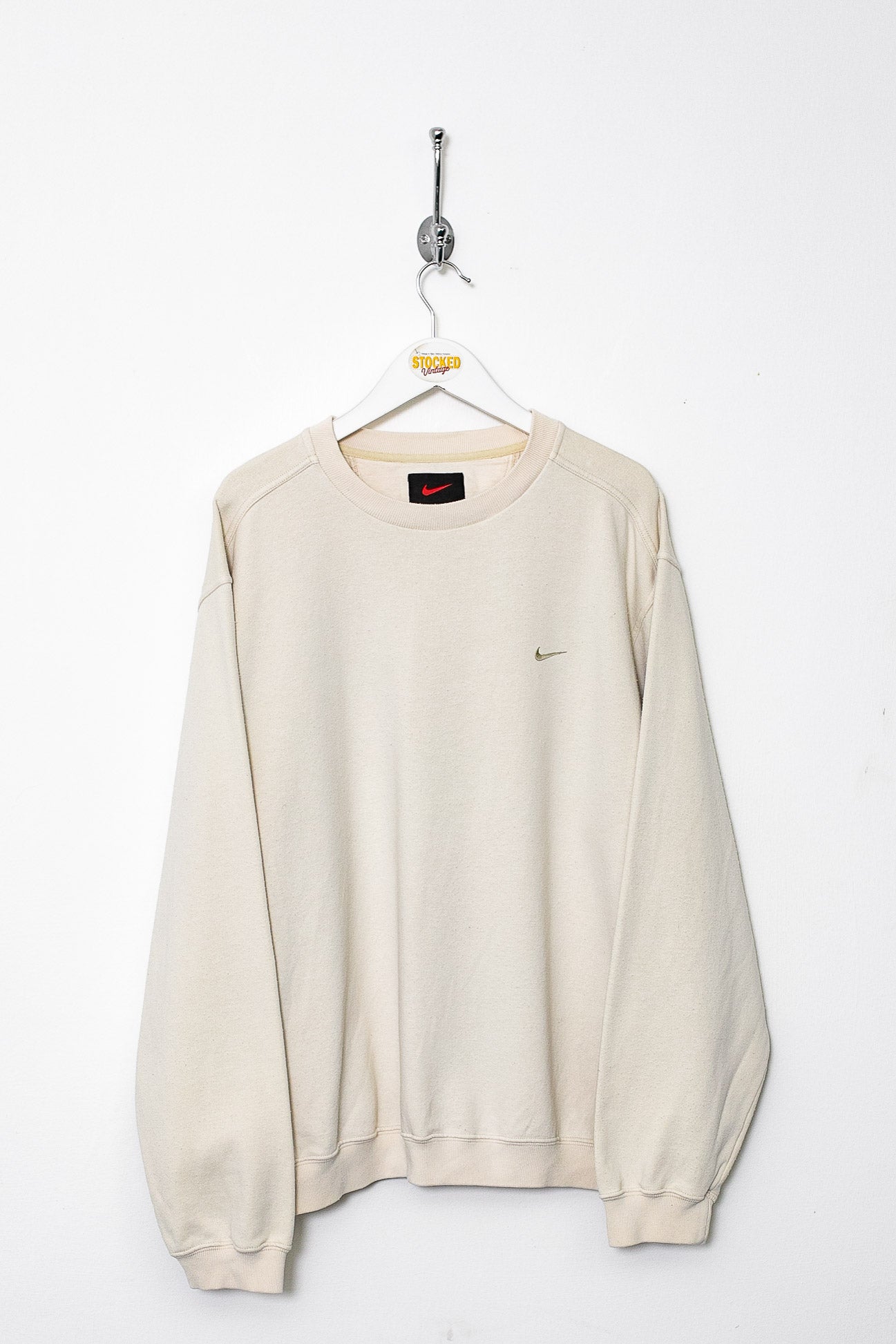 cream nike sweatshirt vintage