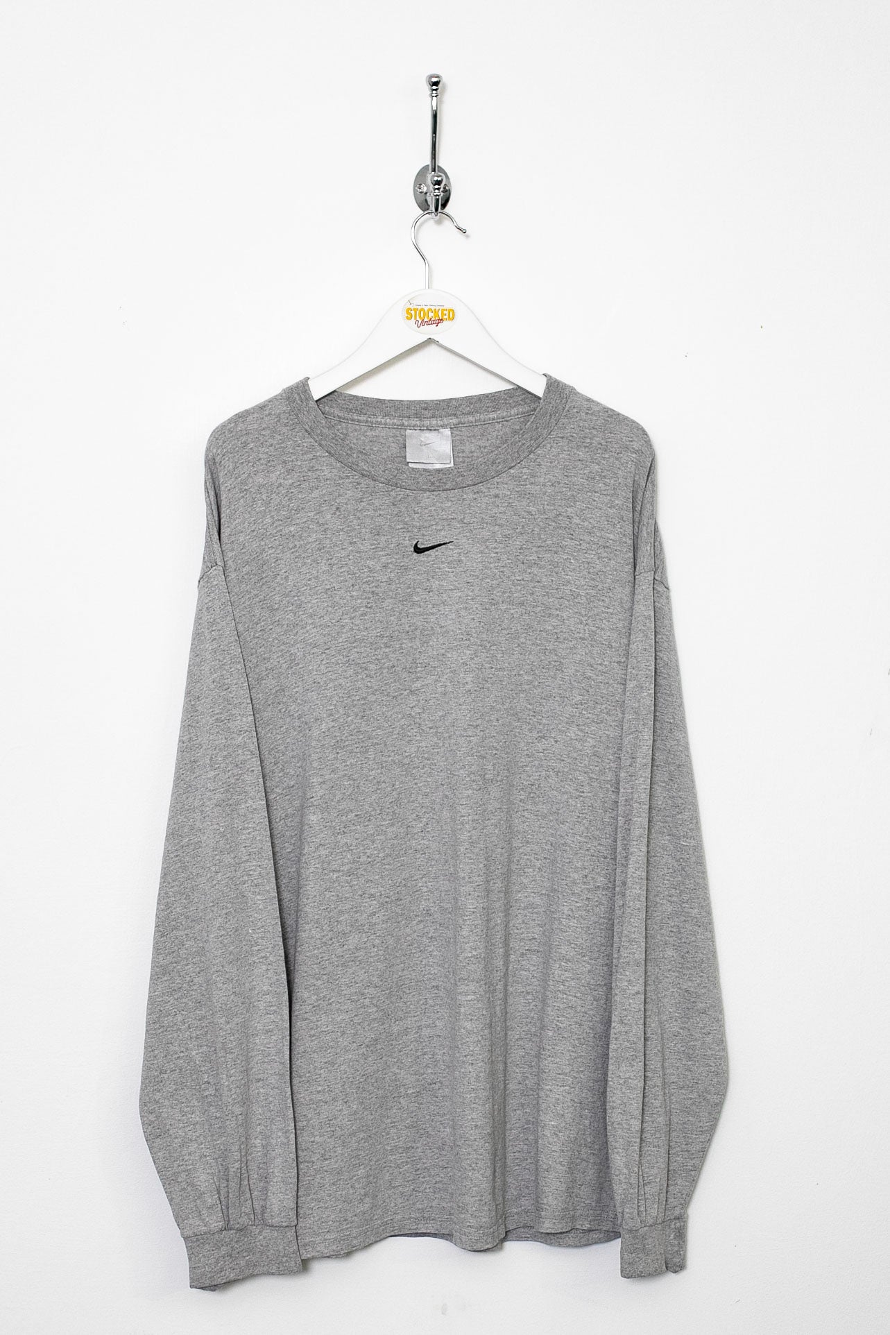 center swoosh nike shirt