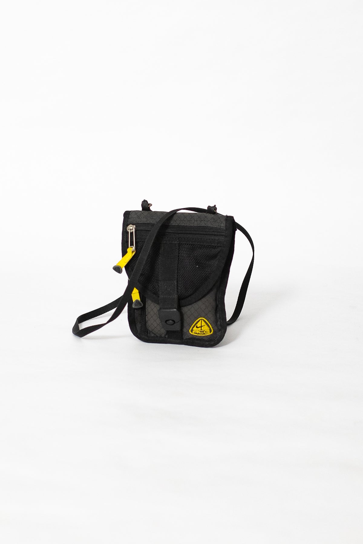 00s Nike ACG Utility Pouch