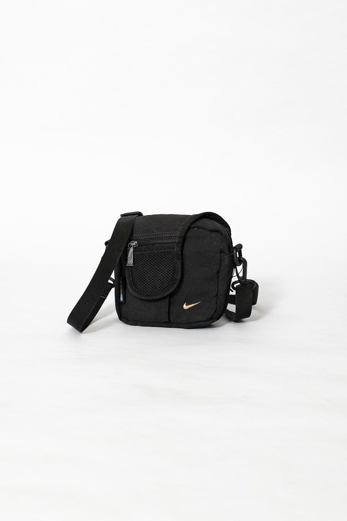 00s Nike Shoulder Bag