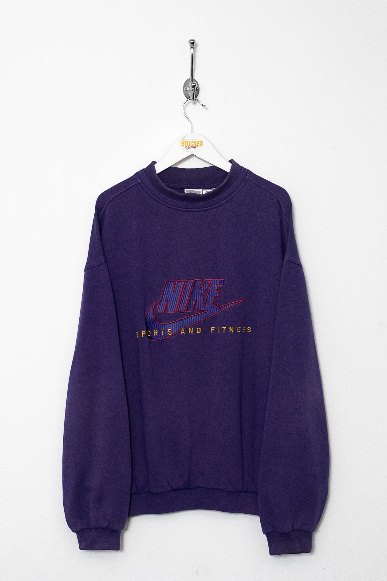 nike vintage sweatshirt outfit