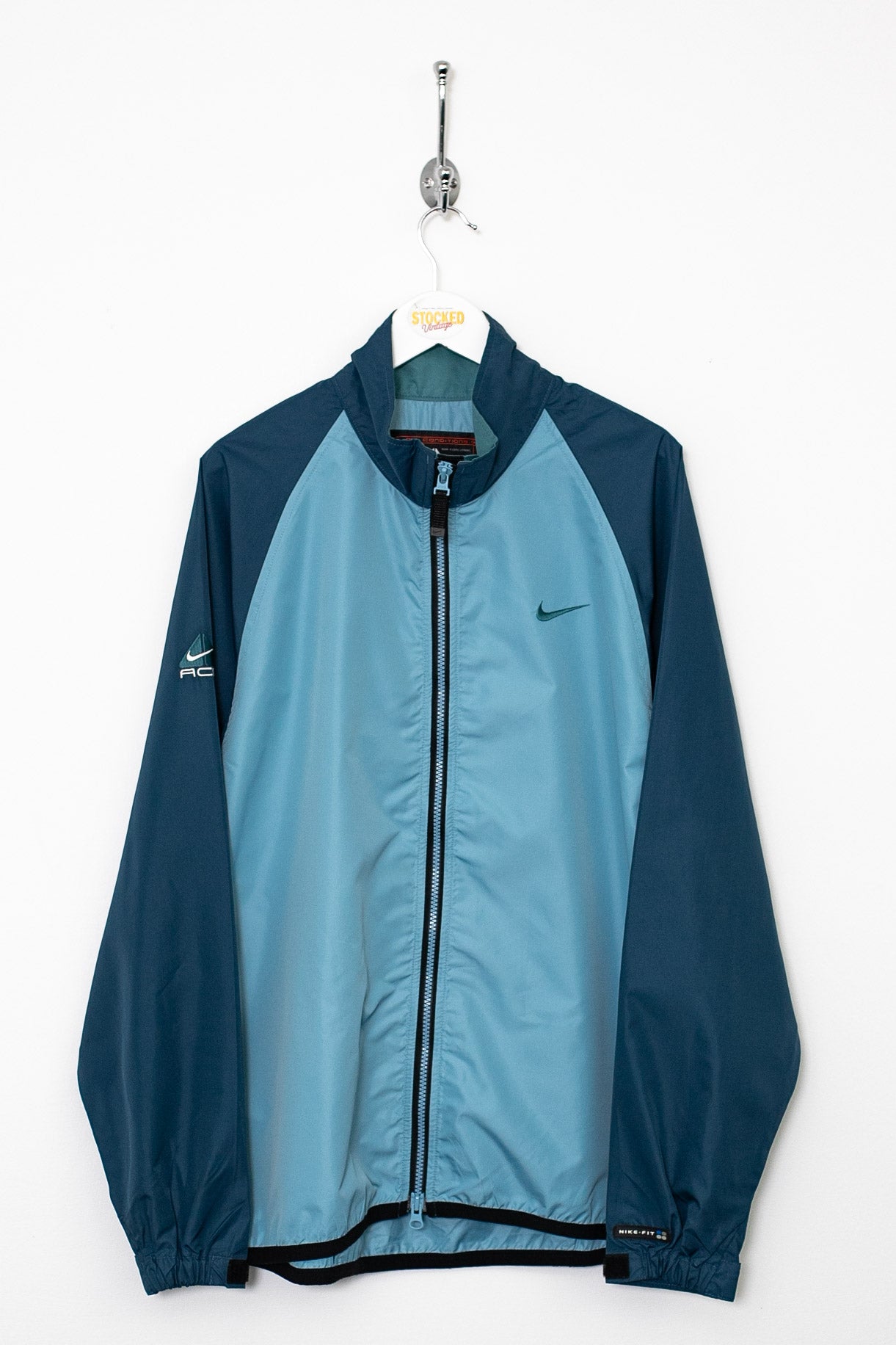 Nike hotsell jacket small