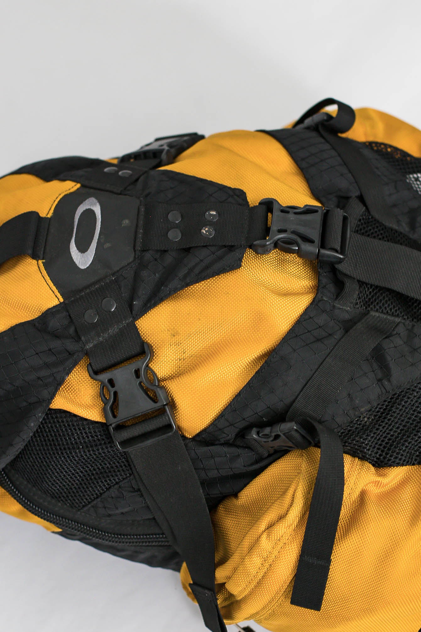 00's OAKLEY SOFTWARE Icon Backpack オレンジ - バッグ