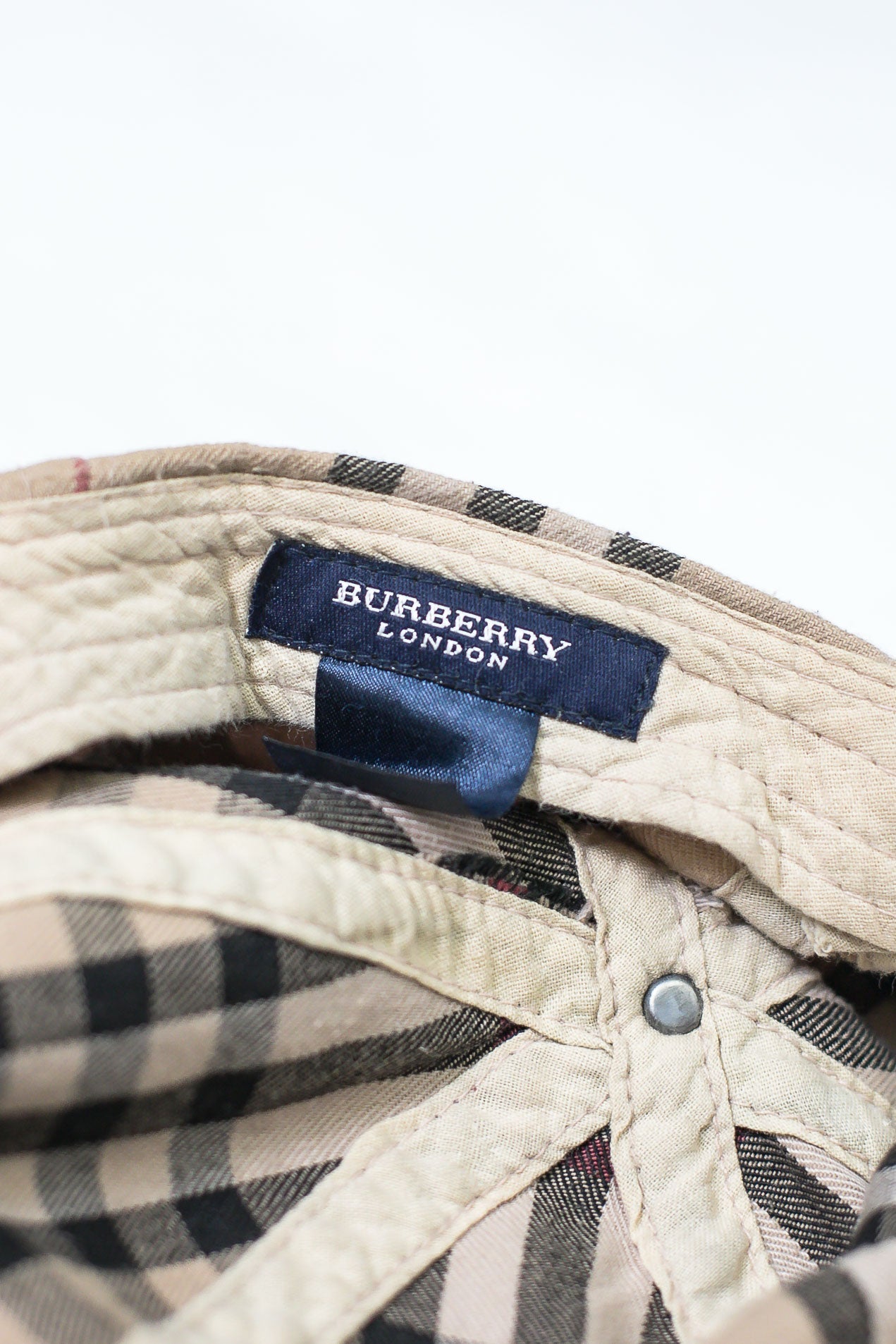 Burberry nova clearance check cap