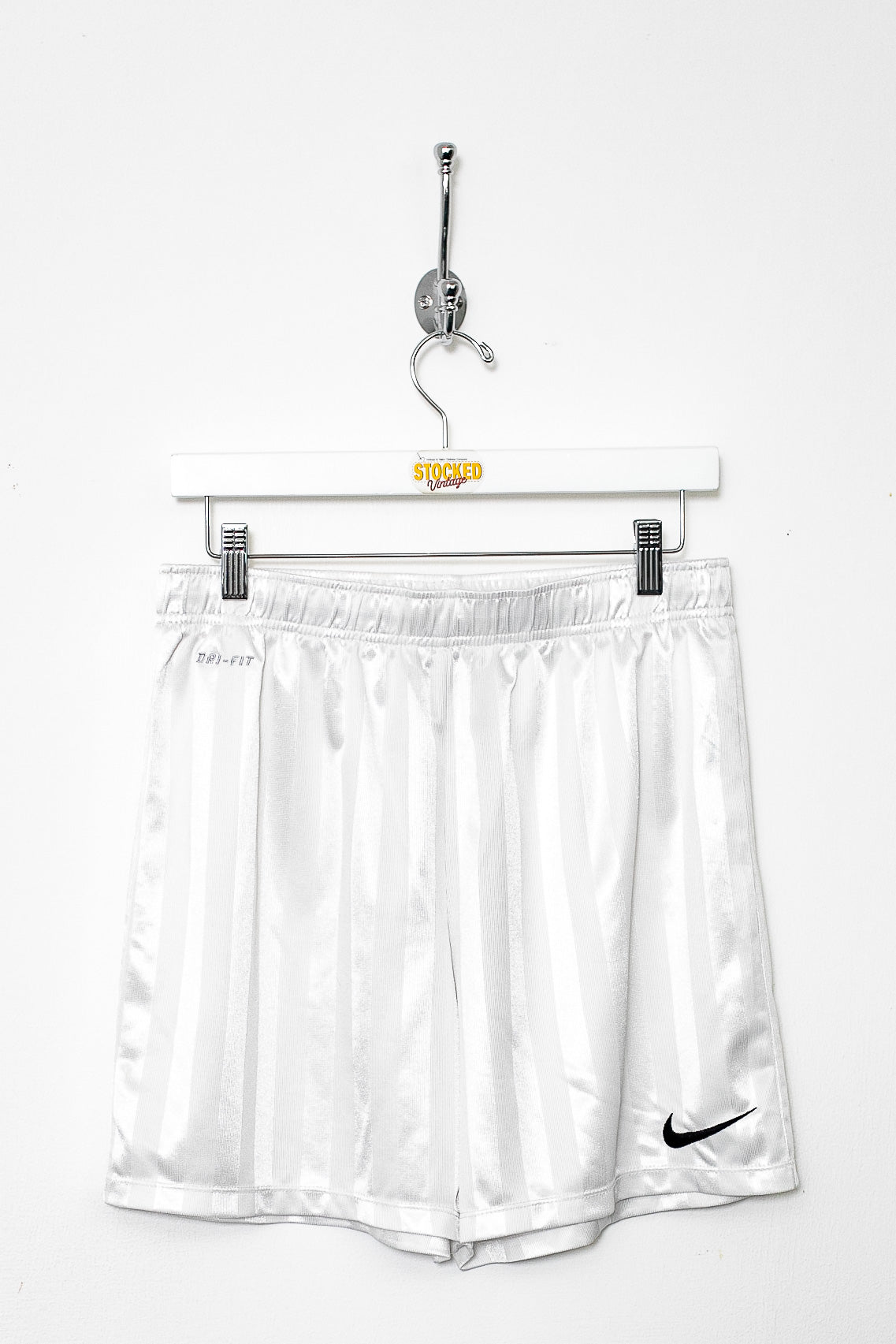 00s Nike Shorts (W32)