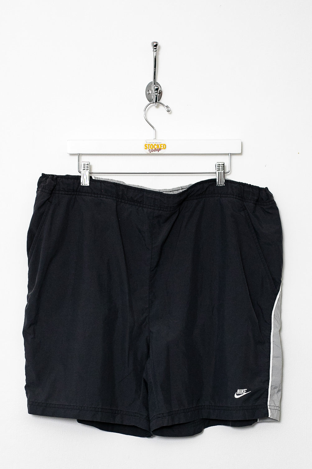 00s Nike Shorts (W38)
